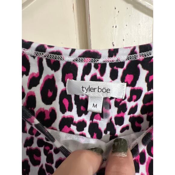 Tyler Boe size medium animal print stretch knit tunic top or dress - Picture 2 of 3